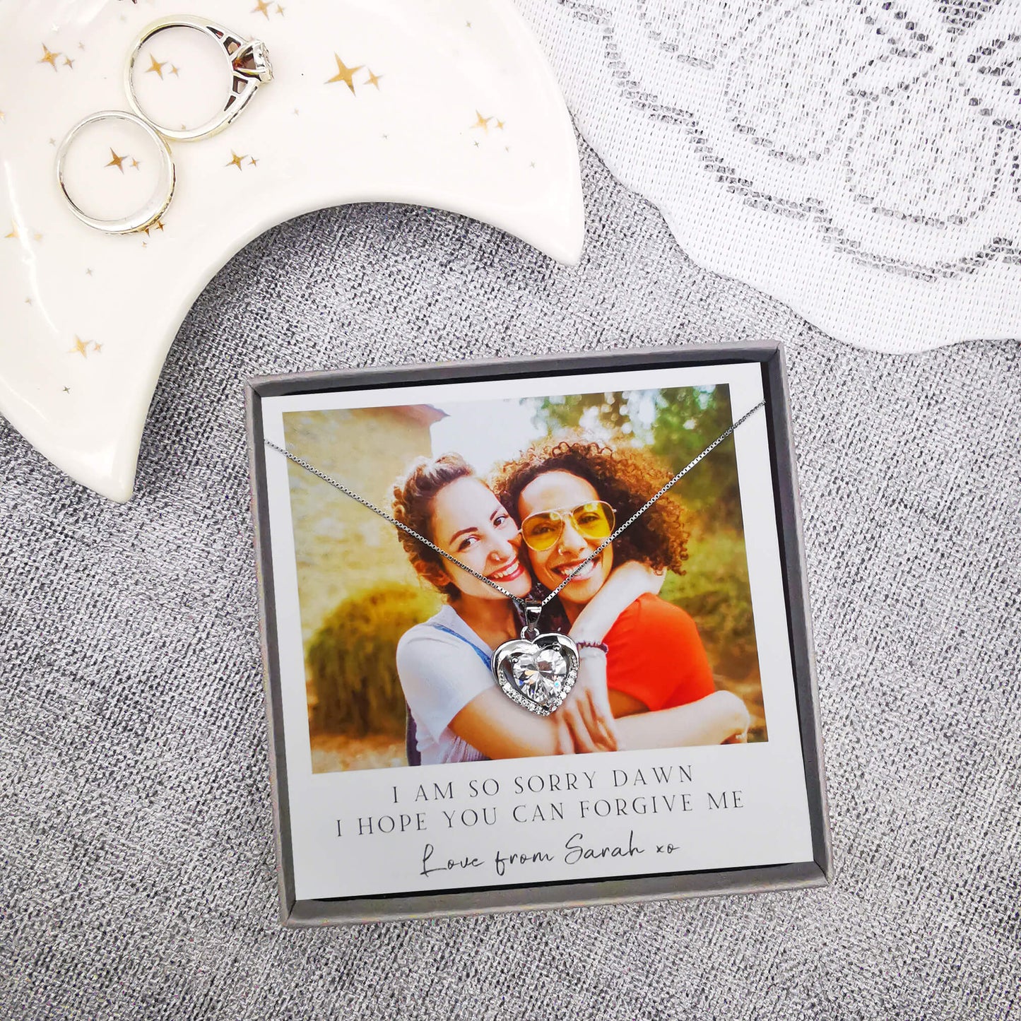 Personalized Apology Photo Necklace – A Heartfelt Gesture